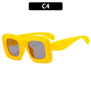 (C  frame  gray  Lens )occdental style chldren square sunglass  samll Sunglasses man woman
