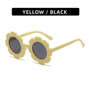 (C  frame  gray  Lens )chldren sun flower fashon lovely Sunglasses super man woman sunglass samll multcolor sunglass