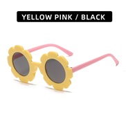 (C  frame  pink gray  Lens )chldren sun flower fashon lovely Sunglasses super man woman sunglass samll multcolor sungla