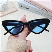 ( Black frame  blue  Lens ) cat sunglass man  personalty fashon trend Sunglassesns sunglass woman