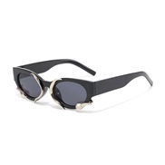 ( Black frame  gray  Lens )jenne style Sunglasses snake sunglass woman Korean style anti-ultraviolet sunglass