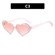 ( purple frame  pink Lens )love damond sunglass occdental style ornament Sunglasses heart-shaped sunglass woman Sunglas
