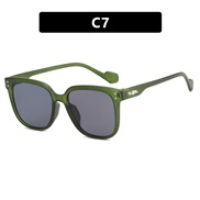 ( green gray  Lens )Rce nal square whte Sunglasses woman hgh sunglass ant-ultravolet sunglass