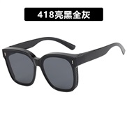 ( bright black gray )square style sunglass sunglass Sunglasses