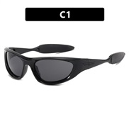 ( bright black gray  Lens ) personality sunglassY sunglassns Sunglasses occidental style Outdoor