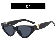 ( bright black gray )V samll three cat sunglass fashion trend Sunglasses sunglass woman