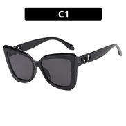 ( bright black gray )cat sunglass chain anti-ultraviolet Sunglassesns retro sunglass