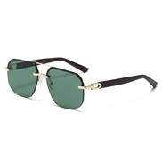 ( gold frame G Lens c)man wood sde cut sunglass  Double trend style SunglassesUE
