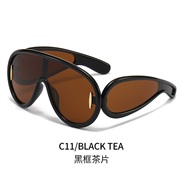( Black frame  tea  Lens ) Sunglasses occdental style style personalty sunglass