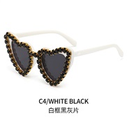 ( while frame Black grey  Lens ) sunglass  occdental style personalty love damond  fashon all-Purpose Sunglasses woman