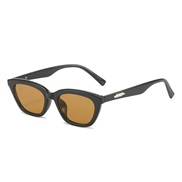 ( Black frame  tea  Lens ) style Sunglasses Korean style cat sunglass man retro sunglass woman