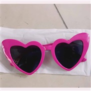 ( rose Red gray  Lens )love sunglass  trend fashon sunglass Sunglasses