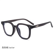 ( gray frame )Ant blue lghtR fashon trend samll style Eyeglass frame