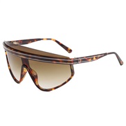 (  leopard print frame  tea ) occdental style sport sunglass  man woman Colorful Sunglasses  personalty