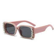 ( purple frame  Black grey  Lens )occdental style fashon damond square sunglass  lady elegant hgh Sunglasses personalty