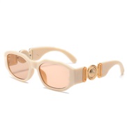( Cream colored  tea  Lens )occdental style personalty sunglass samll Sunglasses trend sunglass