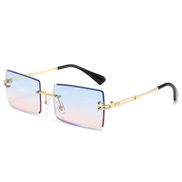 ( gold frame  blue  pink Lens ) sde cut sunglass lady square ocean Sunglasses trend gradual change