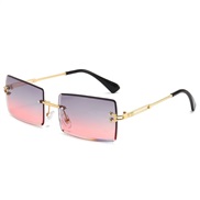 ( gold frame  gray  pink Lens ) sde cut sunglass lady square ocean Sunglasses trend gradual change
