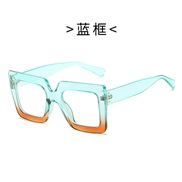 ( blue  frame  blue )occdental style trend man lady fashon Ant blue lght  double color transparent square spectacles