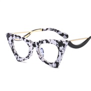 (C black and white frame  transparent Lens )cat sunglass  spectacles  personalty fashon lady Sunglasses