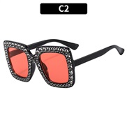 (C  Black frame  red  Lens )multcolor damond sunglass occdental style fashon Sunglasses retro trend
