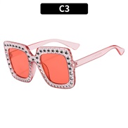 (C  red  frame  pink Lens )multcolor damond sunglass occdental style fashon Sunglasses retro trend