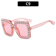 (C  purple frame  light pink  Lens )multcolor damond sunglass occdental style fashon Sunglasses retro trend