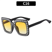 (C  Bright balck frame  Lens )multcolor damond sunglass occdental style fashon Sunglasses retro trend