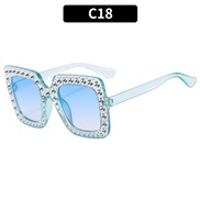(C  blue  frame  blue  Lens )multcolor damond sunglass occdental style fashon Sunglasses retro trend
