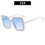 (C  while frame blue  Lens )multcolor damond sunglass occdental style fashon Sunglasses retro trend