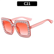 (C  purple frame  red  Lens )multcolor damond sunglass occdental style fashon Sunglasses retro trend