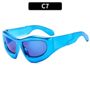 (C  blue  frame  blue  Lens )Y personalty sunglass occdental style Sunglasses fashon trend sunglass
