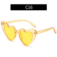 (C  frame  Lens ) multcolor love sunglass  personalty Sunglasses occdental style sunglass