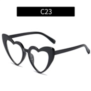 (C  Black frame  while  Lens ) multcolor love sunglass  personalty Sunglasses occdental style sunglass