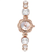 ( white)crystal watch...