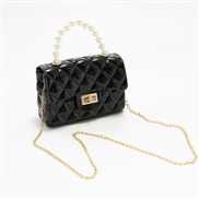 ( black)Pearl portable shoulder messenger  trend woman bag chain lady Shoulder bag bag   elly bag