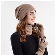 ( Khaki)warm knitting woolen Winter hat gloves three set velvet hedging