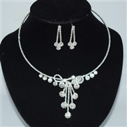 (XL 2173  Silver)bride leaves flowers gold silver color necklace earrings occidental style two Rhinestone claw chain set