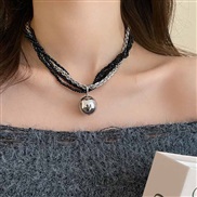 ( necklace  black)cry...