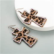 ( Brown) occidental style exaggerating Word Double surface print leopard earrings real leather retroins Earring
