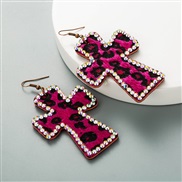 ( rose Red) occidental style exaggerating Word Double surface print leopard earrings real leather retroins Earring