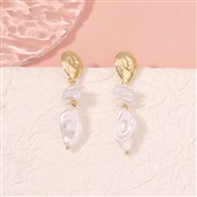 ( white) Pearl temperament all-Purpose earrings ear stud Earring Alloy woman