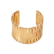 ( Gold)occidental style exaggerating Metal weave width opening bangle  wind head punk