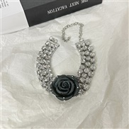 ( gray)occidental style exaggerating diamond color three-dimensional big rose necklace temperament more row flash diamo