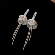 ( Silver needle  Silver Tassels)high Metal diamond silver leaf tassel silver earrings fashion elegant long style temper