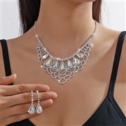 ( electroplated silvery )color bride crystal fully-jewelled necklace earrings two set high-end married necklace