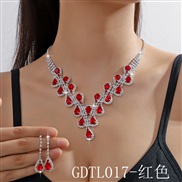 (GDTL 17 red  crystal ) occidental style crystal necklace earrings two set fashion high-end color necklace earrings