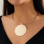 ( 2   Gold 6134)occidental style exaggerating surface big pendant Collar  fashion style Metal patternnecklace necklace