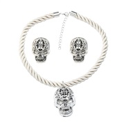 ( Silver)trend earrings necklace set woman exaggerating occidental style punk wind Alloy skull