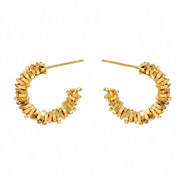( Gold)bronze earring...